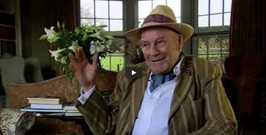Julian Bream: My Life in Music – An In-Depth Look at the Legendary Guitarist