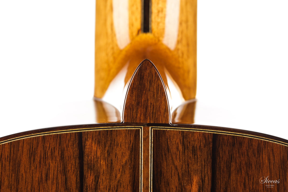 Altamira - L'Orfeo #685 "Green Ebony"