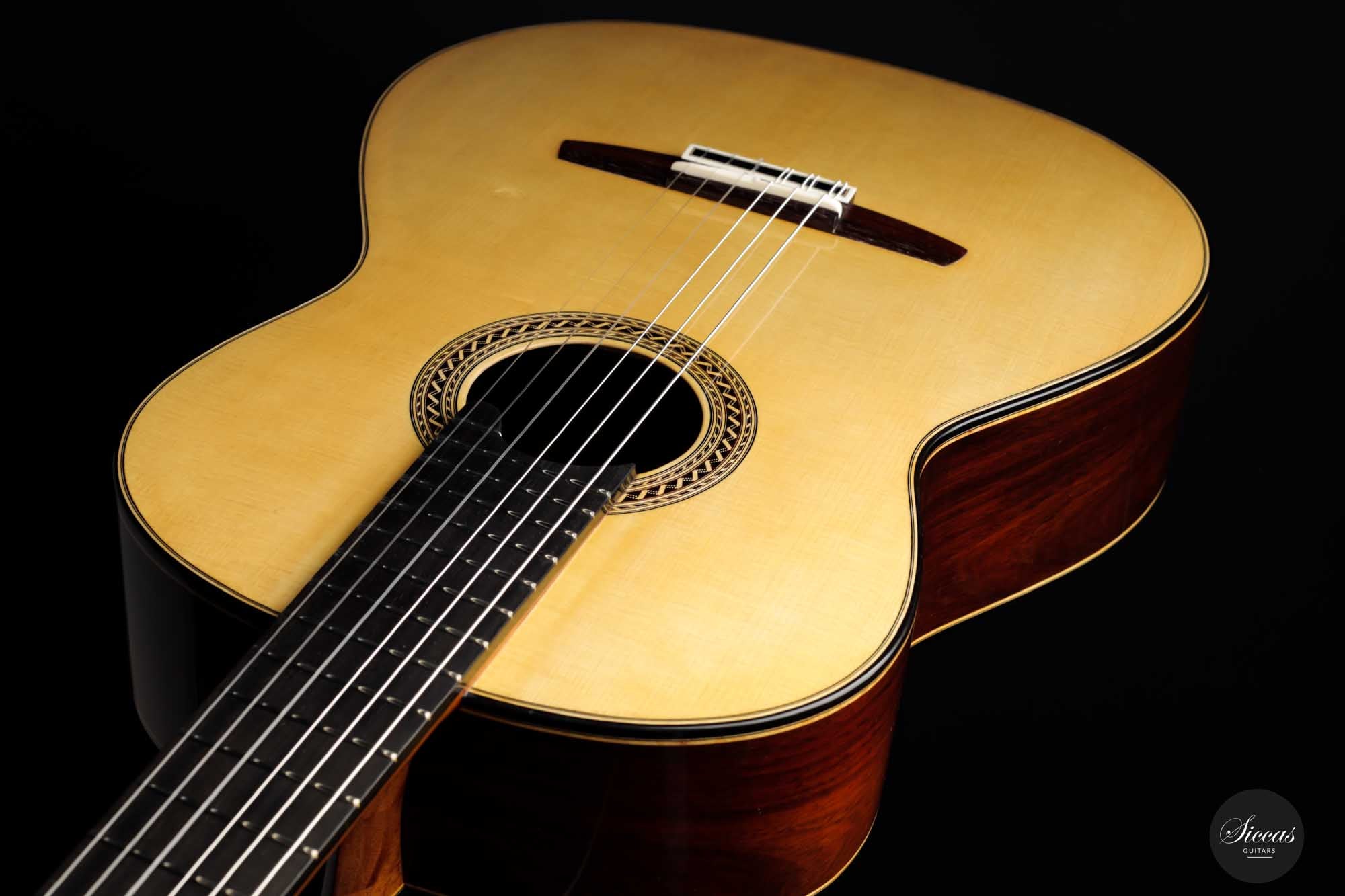 Achim Peter Gropius - 2022 Doubletop 64 cm – Siccas Guitars