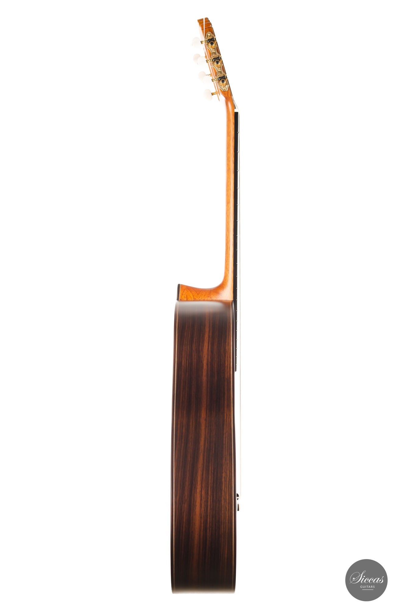 Vicente Carrillo - India Estudio Cedar