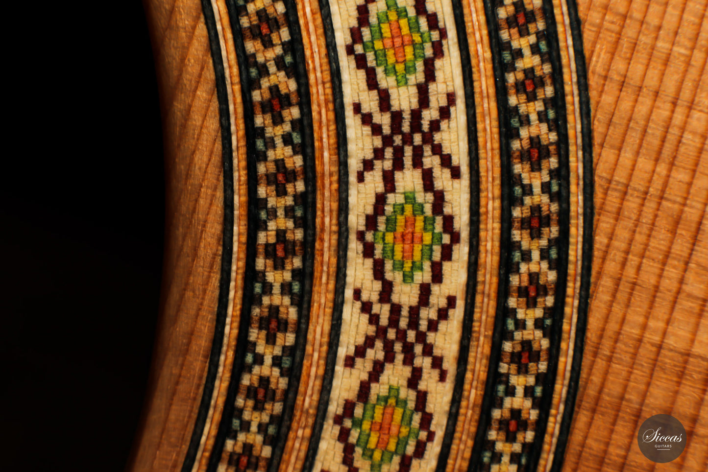 Vicente Carrillo - India Estudio Cedar