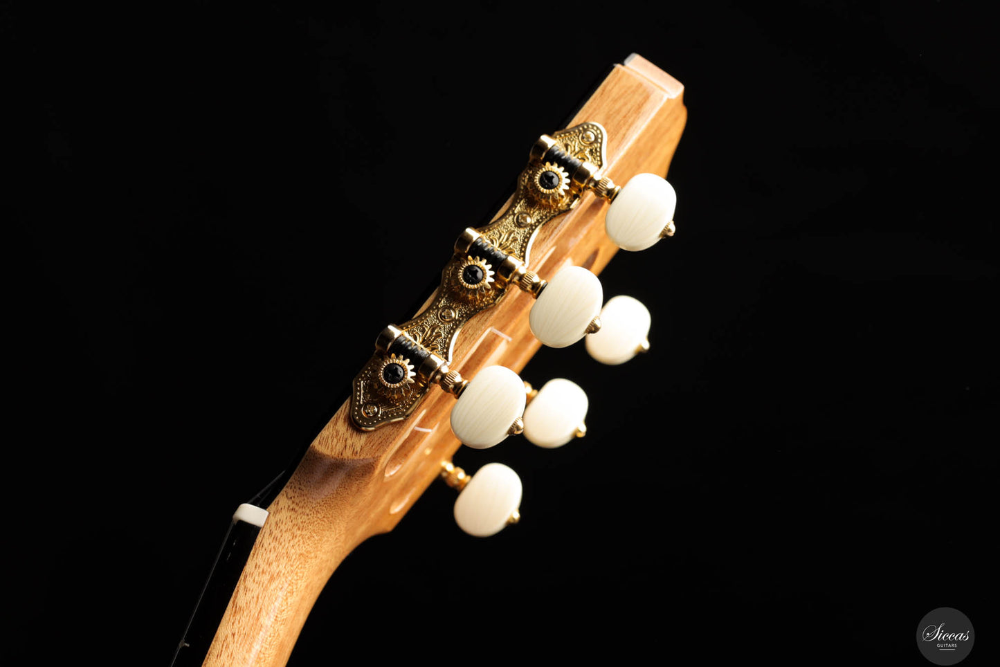 Daniel Stark – Espanola II Cedar/Wenge