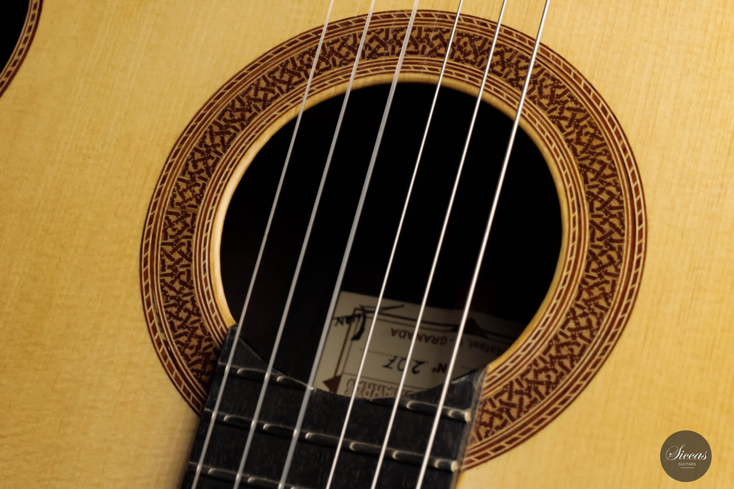 Juan Garcia Fernandez – 2023 No. 207 64 cm