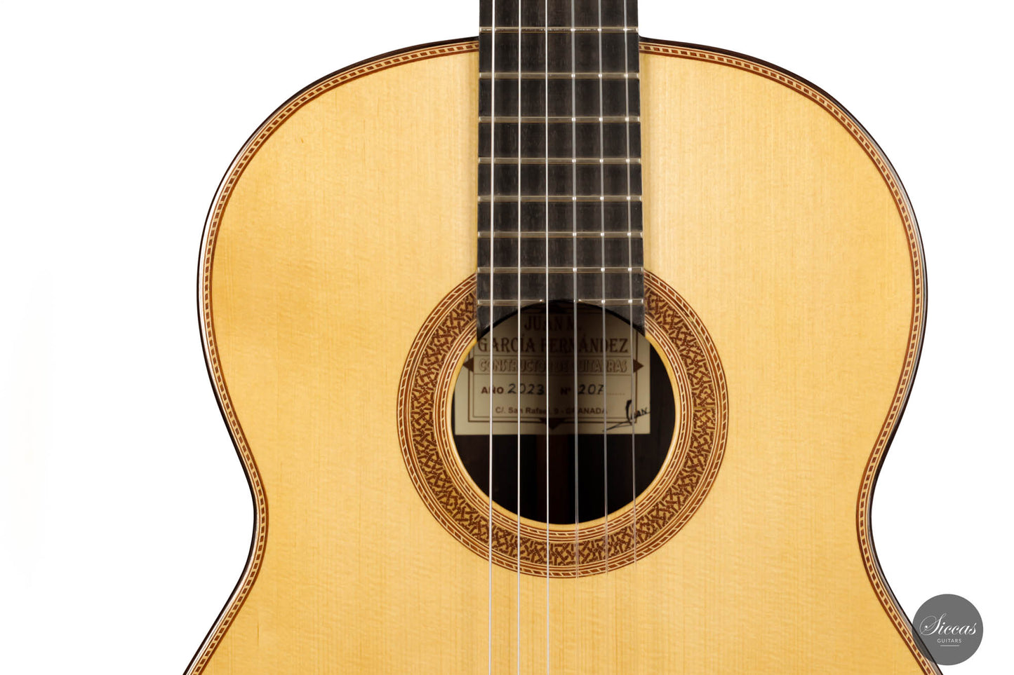 Juan Garcia Fernandez – 2023 No. 207 64 cm