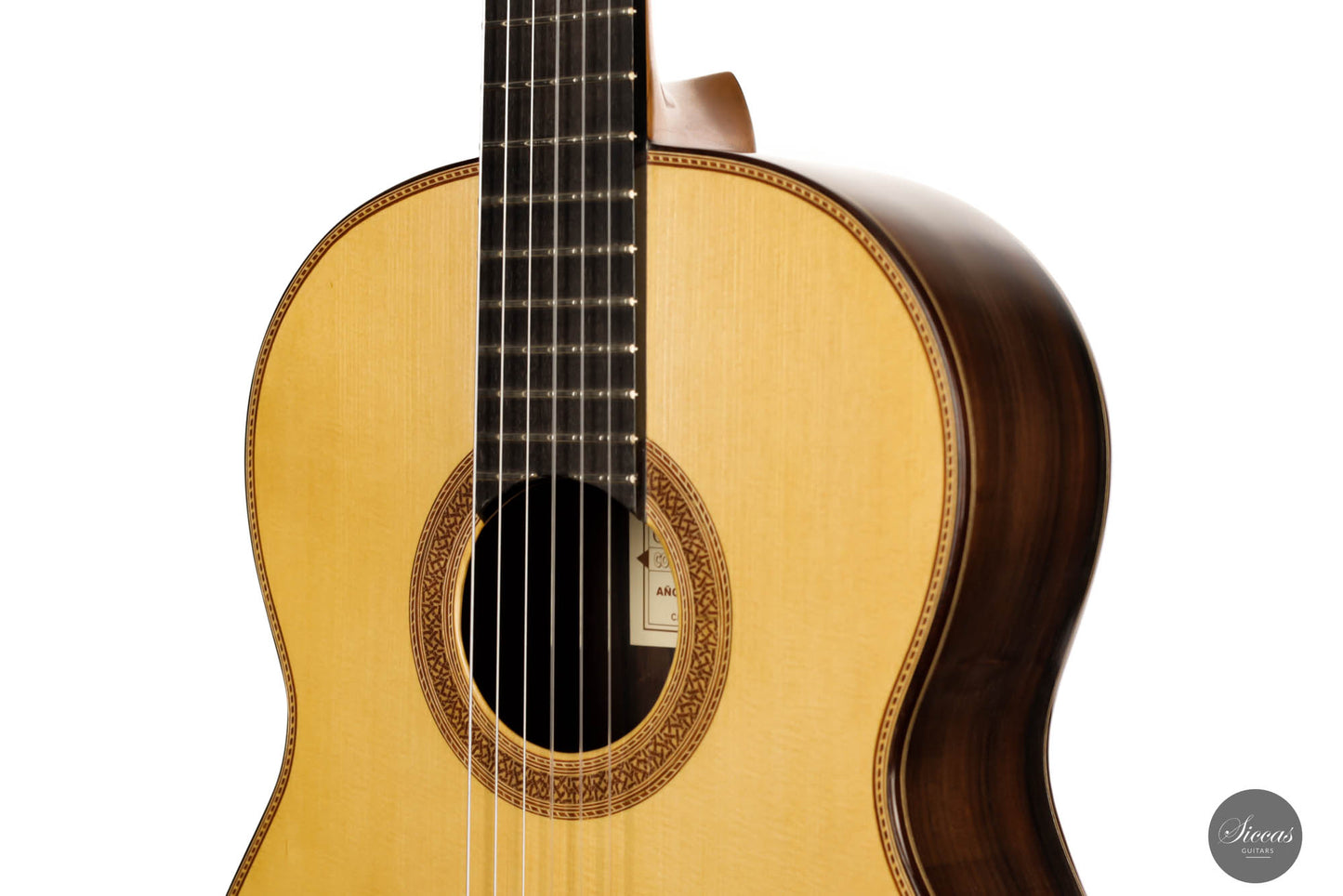 Juan Garcia Fernandez – 2023 No. 207 64 cm