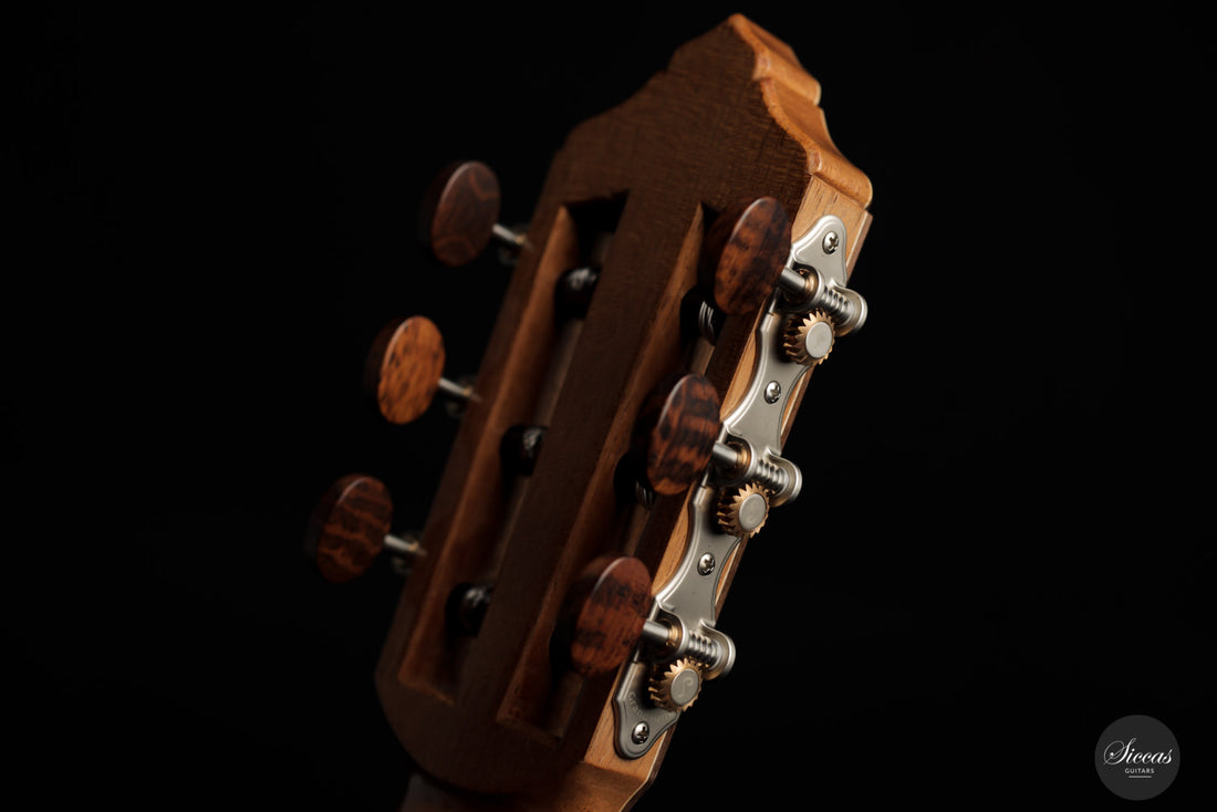 Mijail Kharash - 2021 64 cm