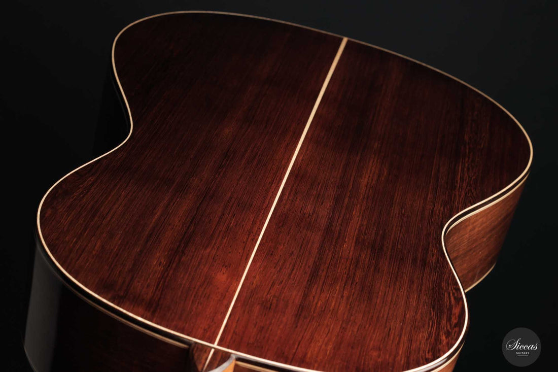 Mijail Kharash - 2022 63 cm