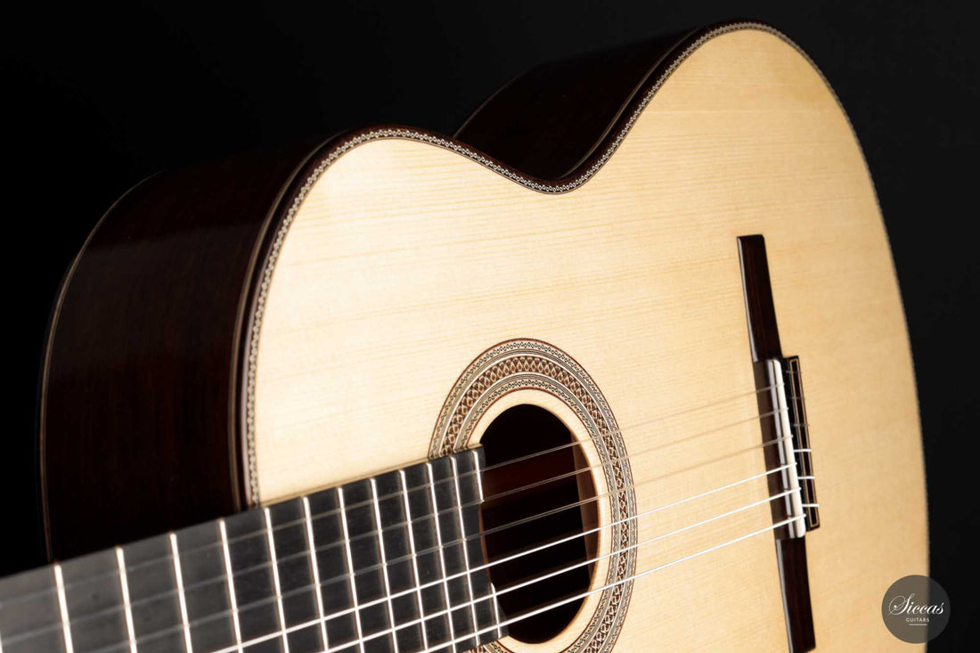 Mijail Kharash - 2022 63 cm