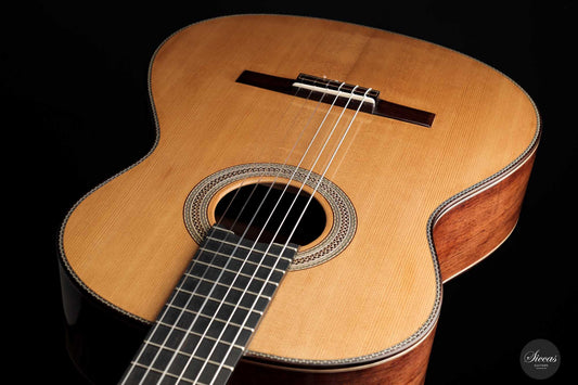 Mijail Kharash - 2022 63 cm