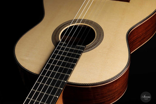 Mijail Kharash - 2022 Left hand img-2