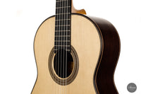 Mijail Kharash - 2022 65 cm Linkshand