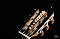 Mijail Kharash - 2022 65 cm Linkshand