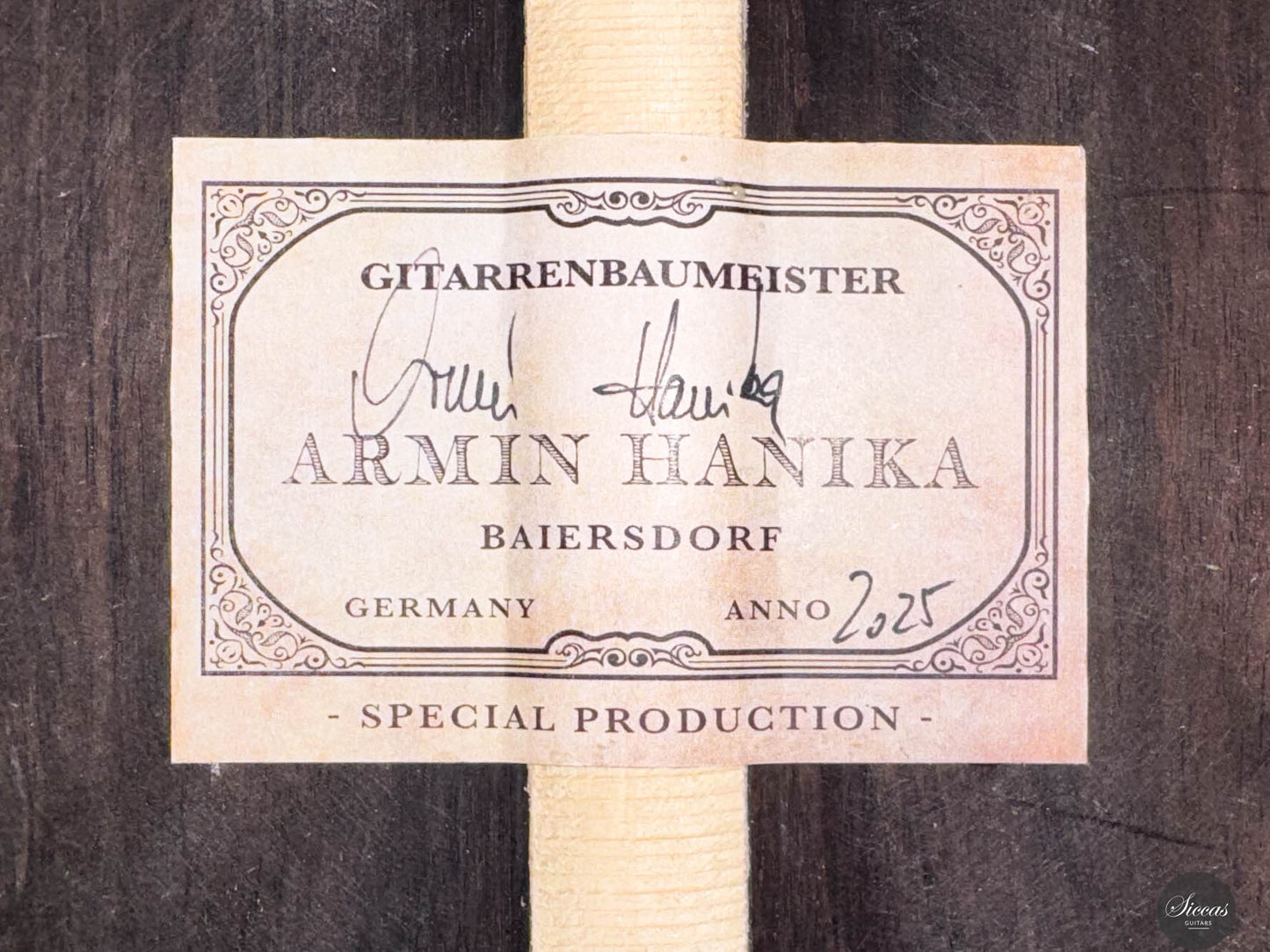 Armin Hanika - 1a DTL Custom - Elevated fingerboard