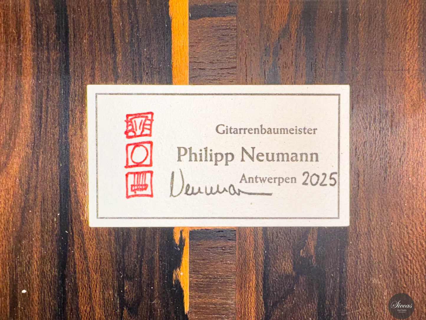 Philipp Neumann - 2025 - Cedar/Ziricote