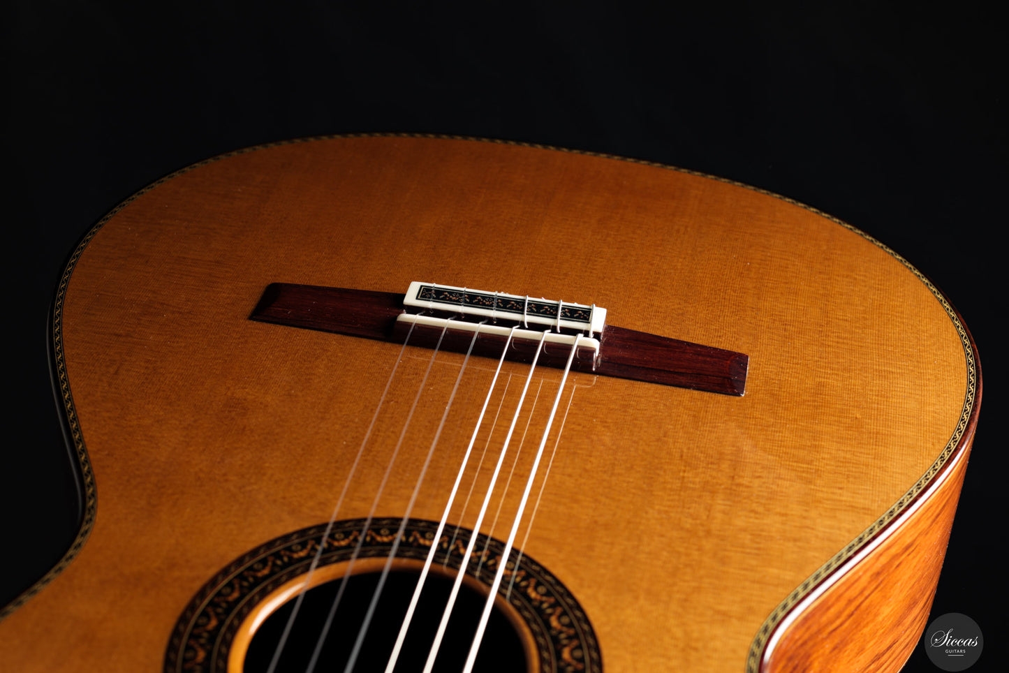 Vicente Carrillo - 2025 - Gabriela II Cedar/Madagascar - 63 cm