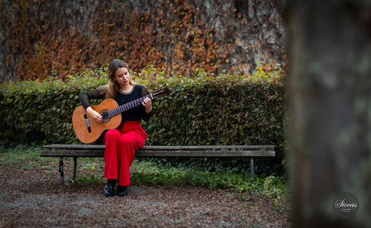 Does Ed Sheeran Play Classical Guitar? His Fingerstyle Roots Explained