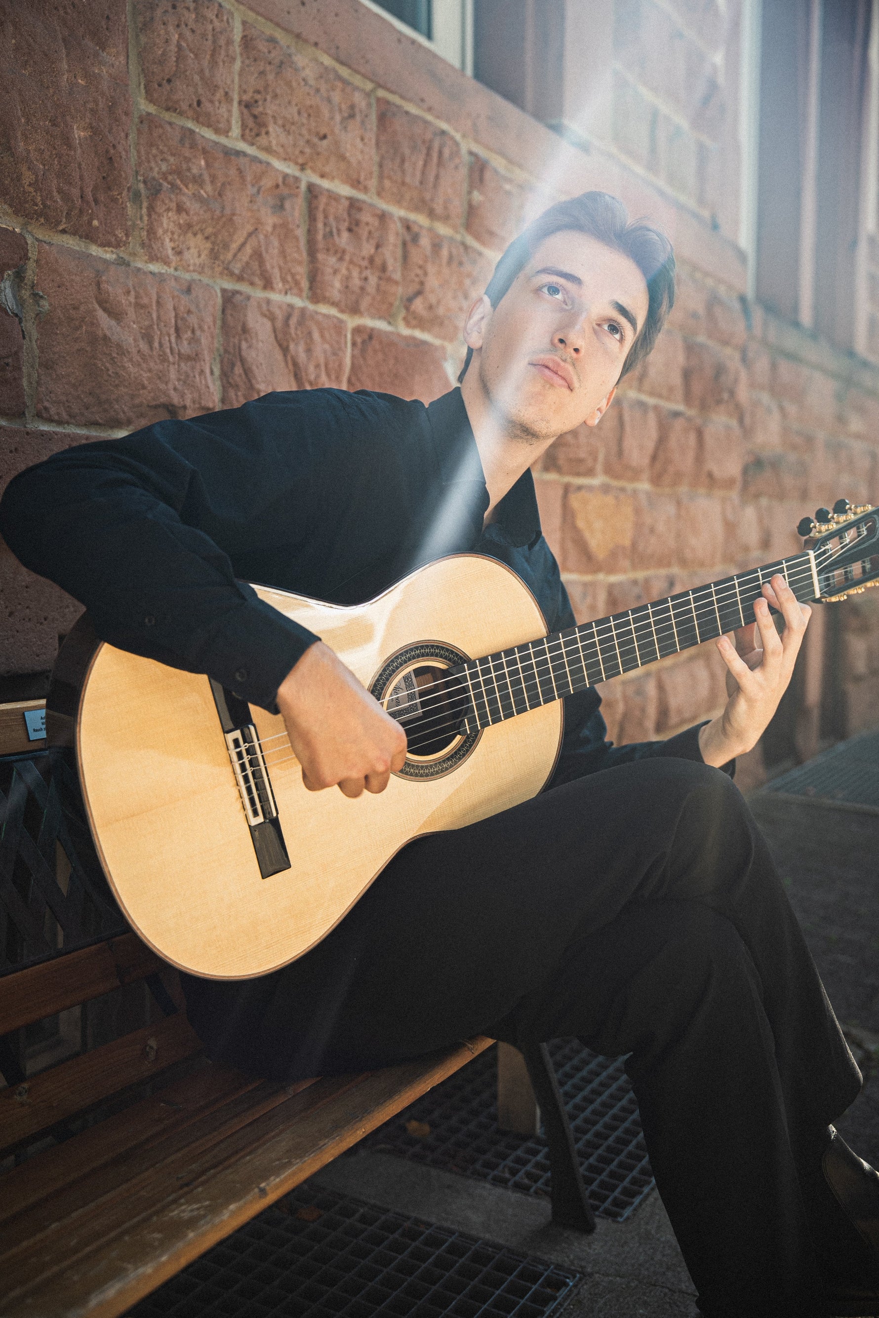 Virgile Barthe: “Romantic Elegance and Tango Fire: Mendelssohn & Piazzolla”