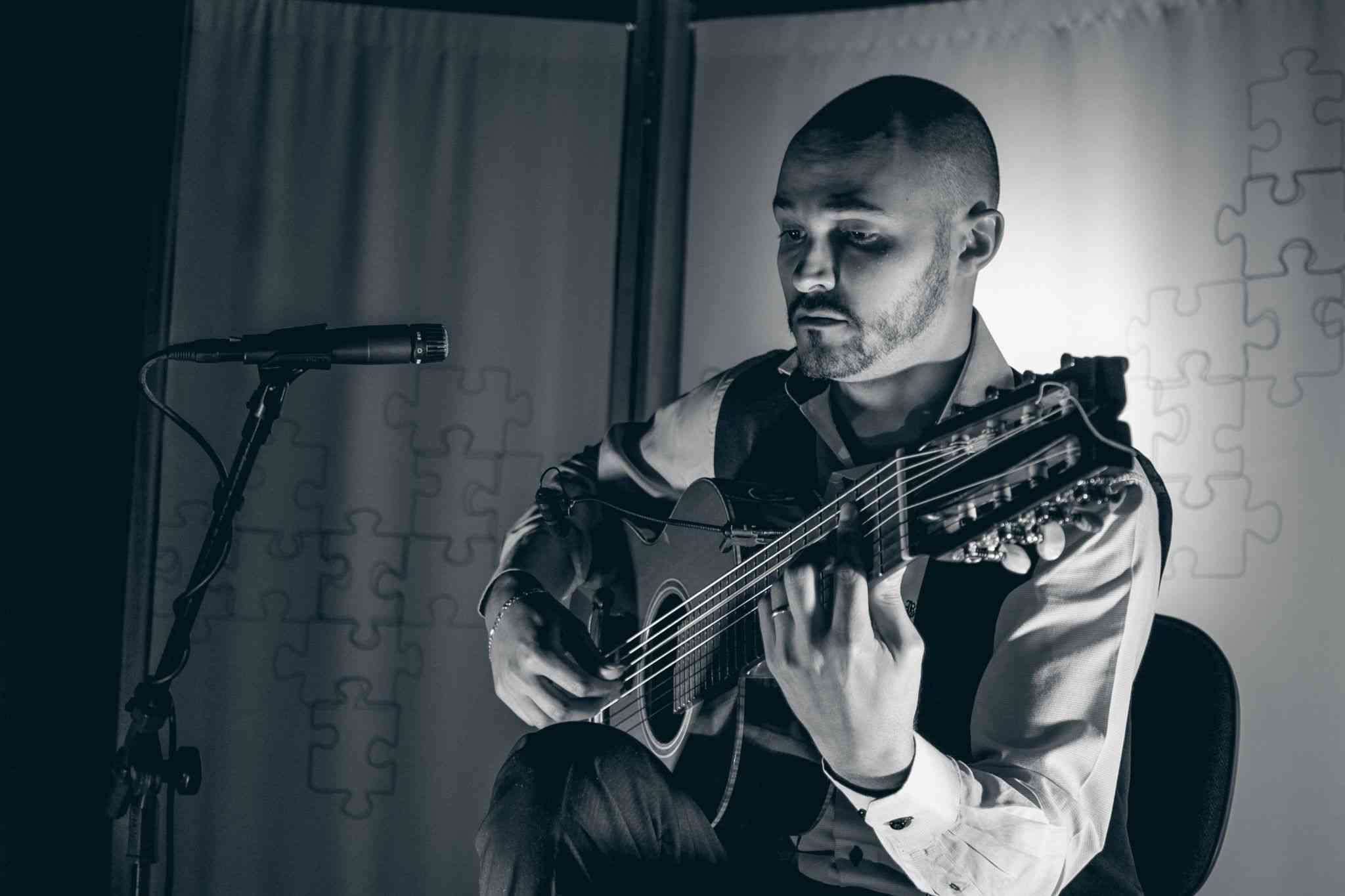 Diego Salvetti — Classical Guitarist – Siccas Guitars