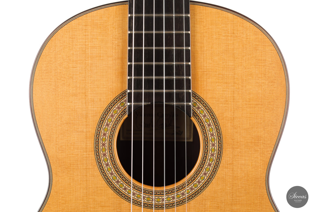 Vicente Carrillo - India Estudio Zeder 64 cm