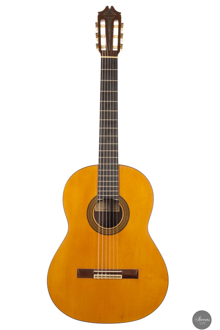 Hernandez y Aguado - 1966 - No. 319