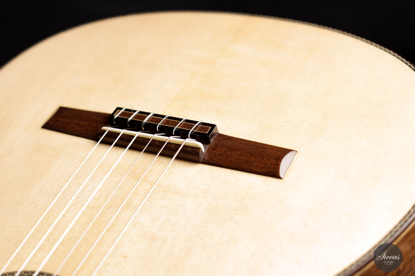 Mijail Kharash - 2021 64cm