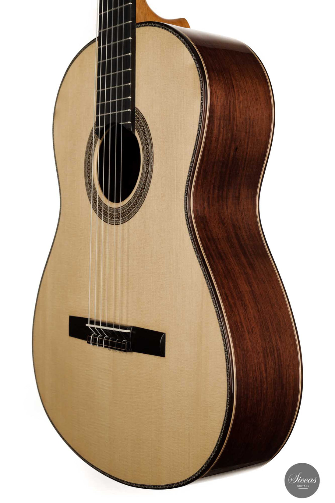 Mijail Kharash - 2022 63 cm