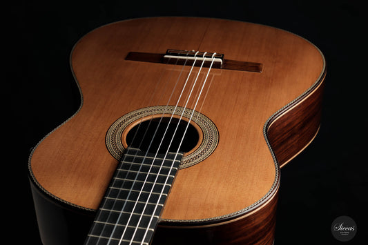 Mijail Kharash - 2022 63 cm