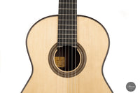 Mijail Kharash - 2022 65 cm Linkshand