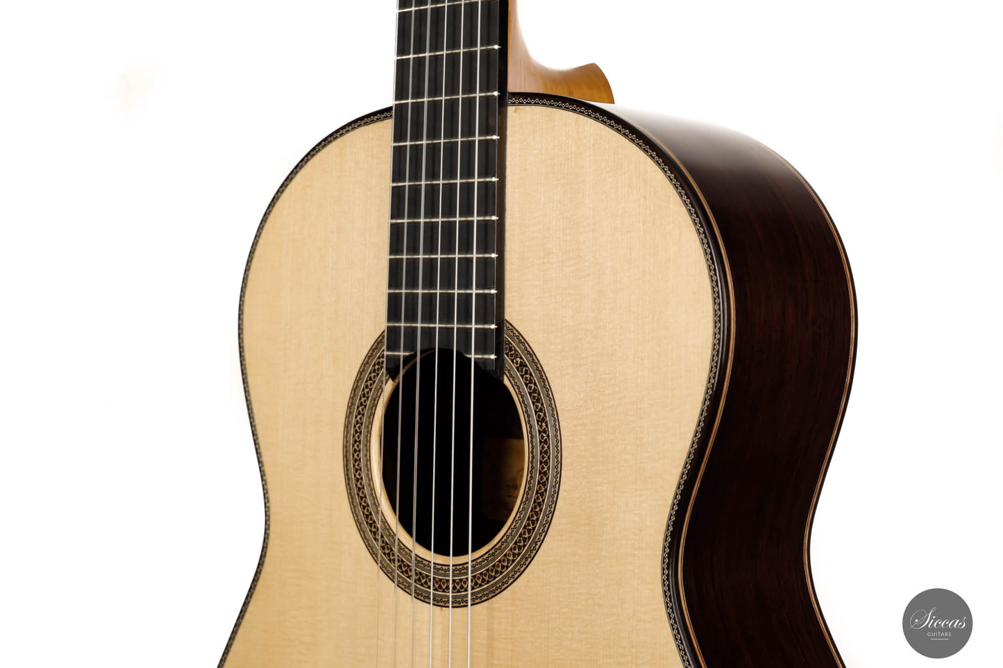 Mijail Kharash - 2022 65 cm Linkshand