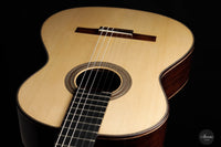 Mijail Kharash - 2022 65 cm Linkshand