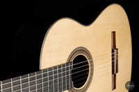 Mijail Kharash - 2022 65 cm Linkshand