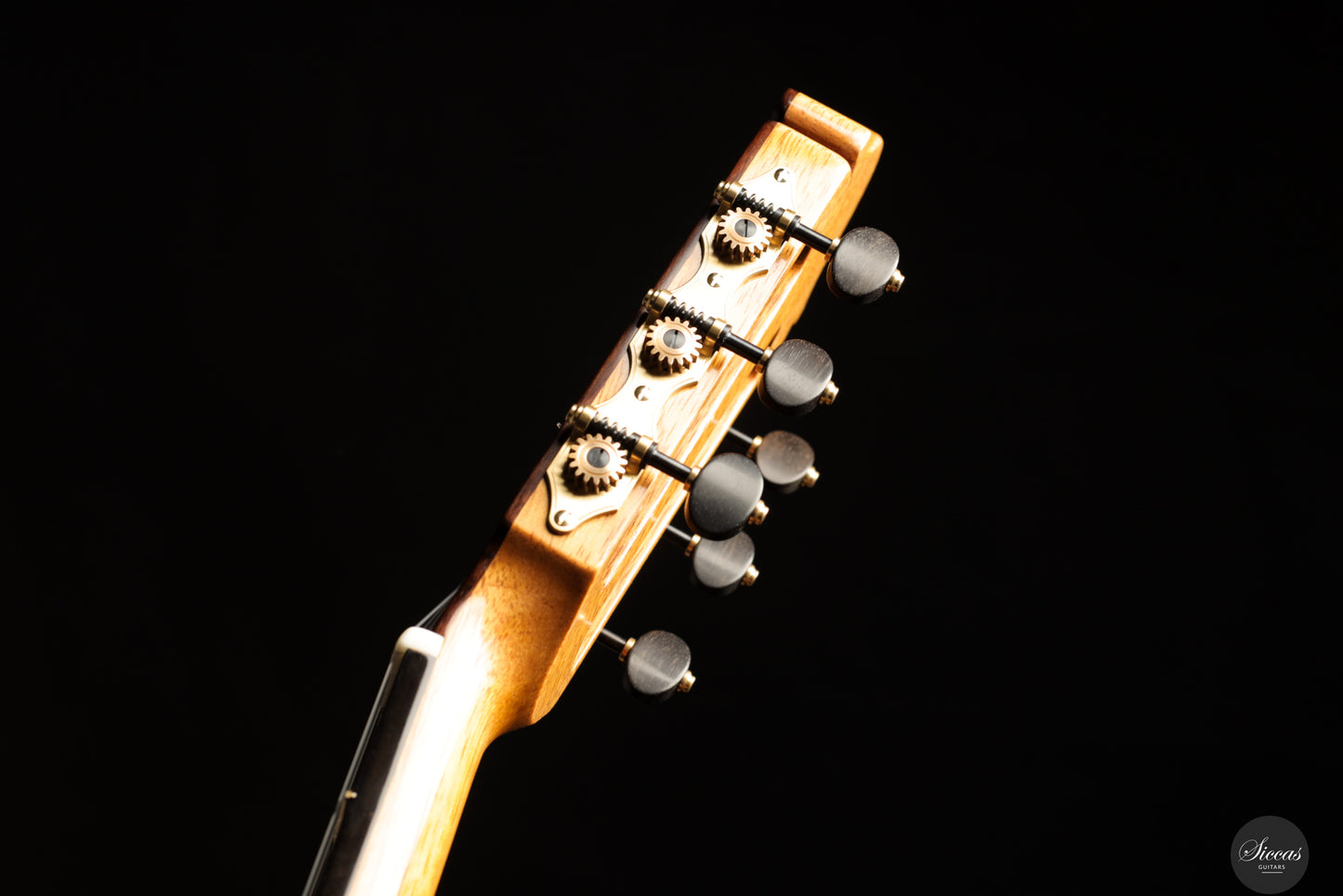 Pete Beer - 2025 - Double top No.112