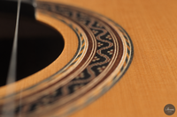Siccas Luthiers - Halo Traditional Cedar - Front view thumbnail
