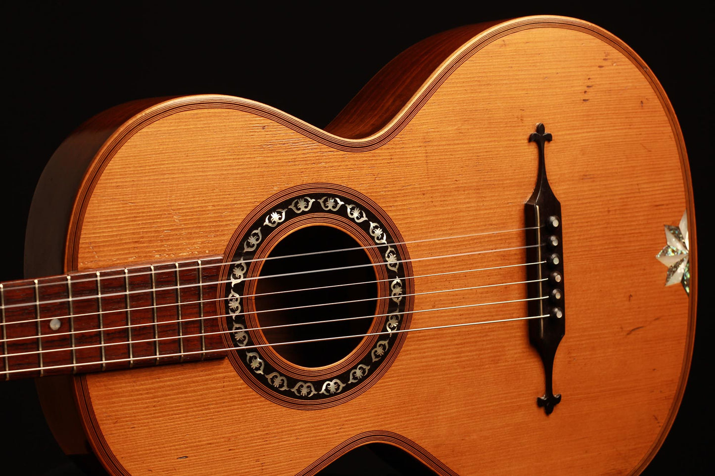 Romantische Gitarre - ca. 1910 Markneukirchen