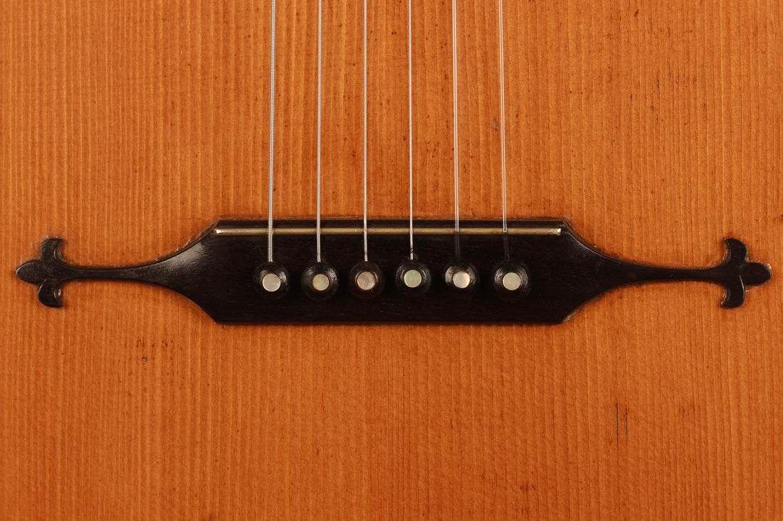 Romantische Gitarre - ca. 1910 Markneukirchen