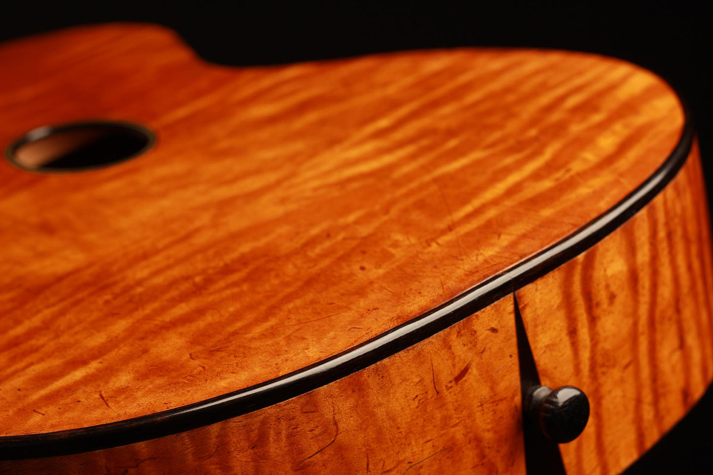 French romantic guitar - ca. 1820-30