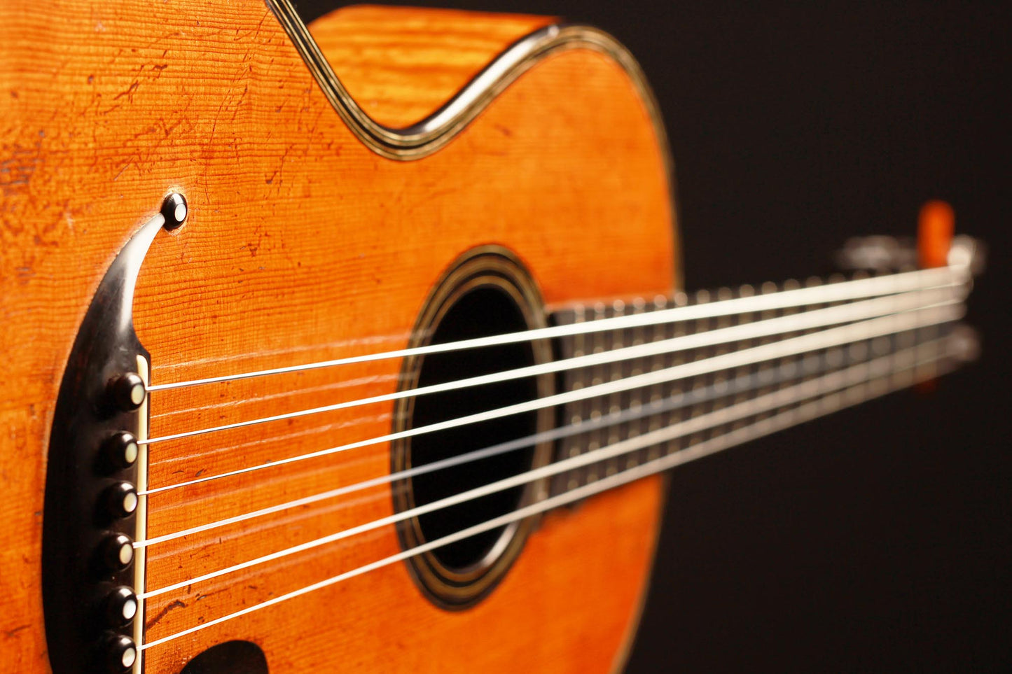 French romantic guitar - ca. 1820-30