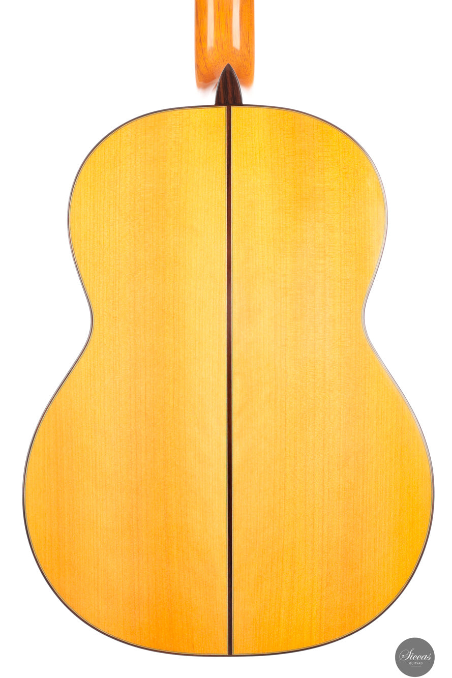 Gerundino Fernandez Hijo - 2021 Flamenca Blanca 66 cm