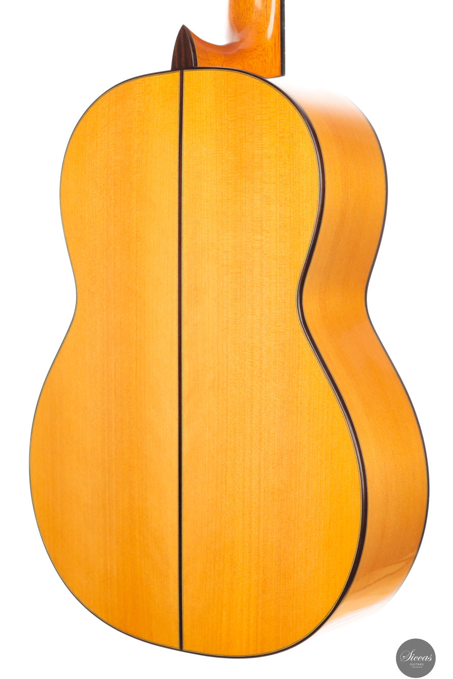 Gerundino Fernandez Hijo - 2021 Flamenca Blanca 66 cm