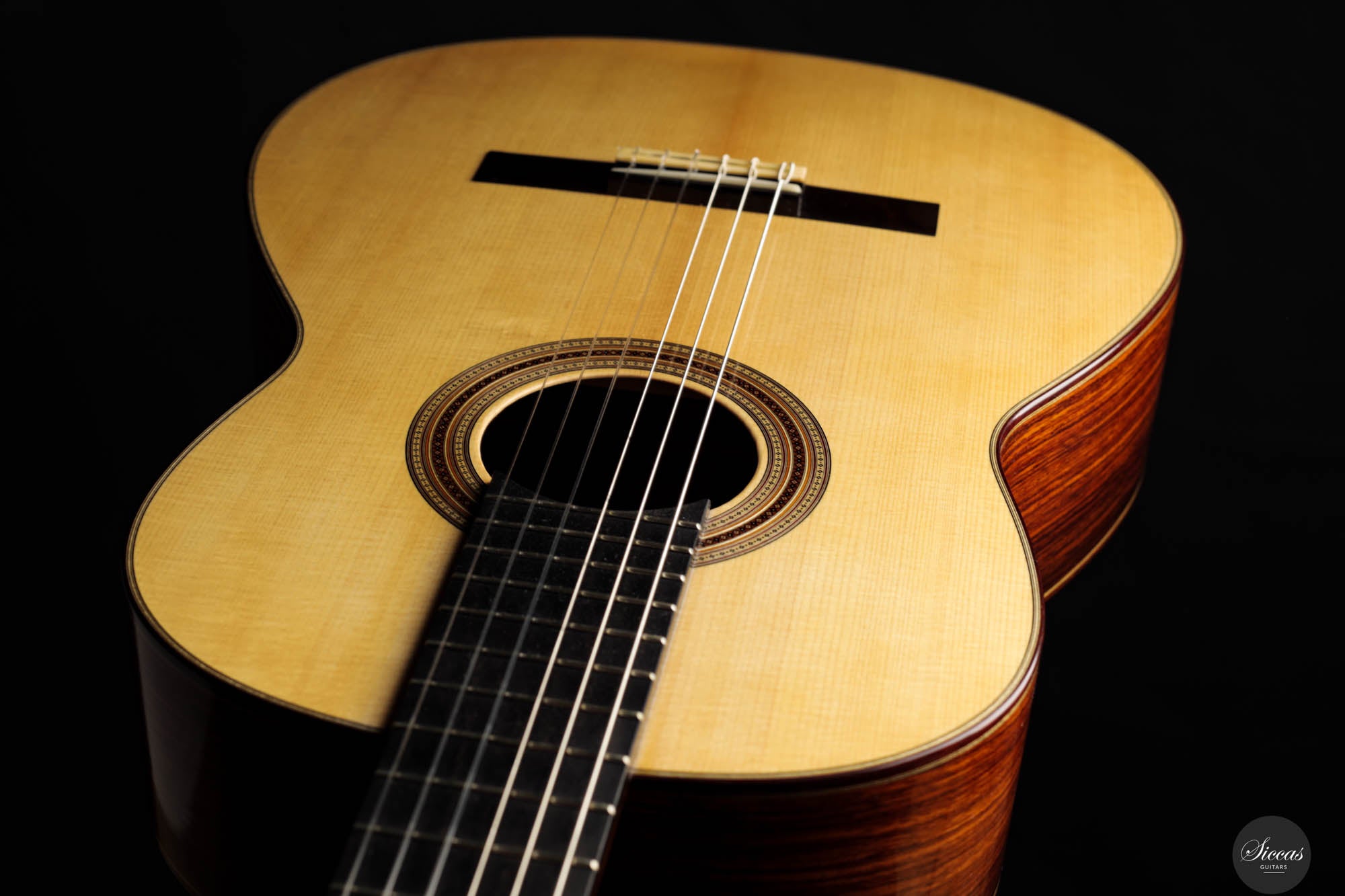 Jean-Noel Rohé - 2024 No. 112 – Siccas Guitars