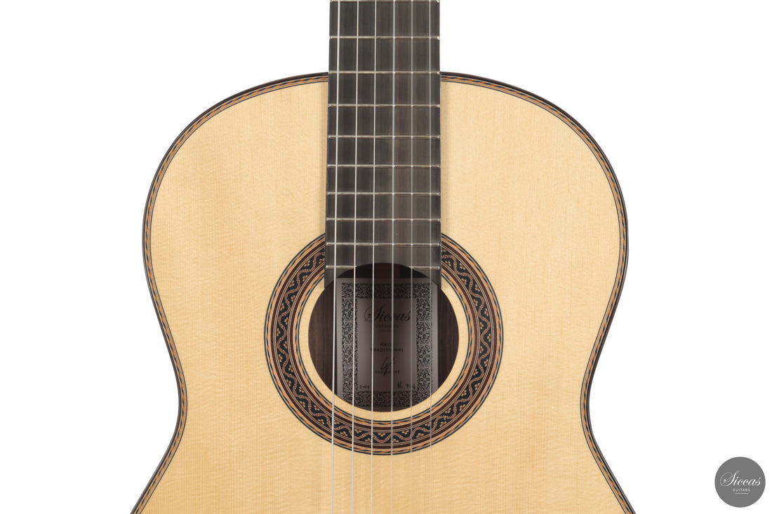 Siccas Luthiers - Halo Traditional Spruce