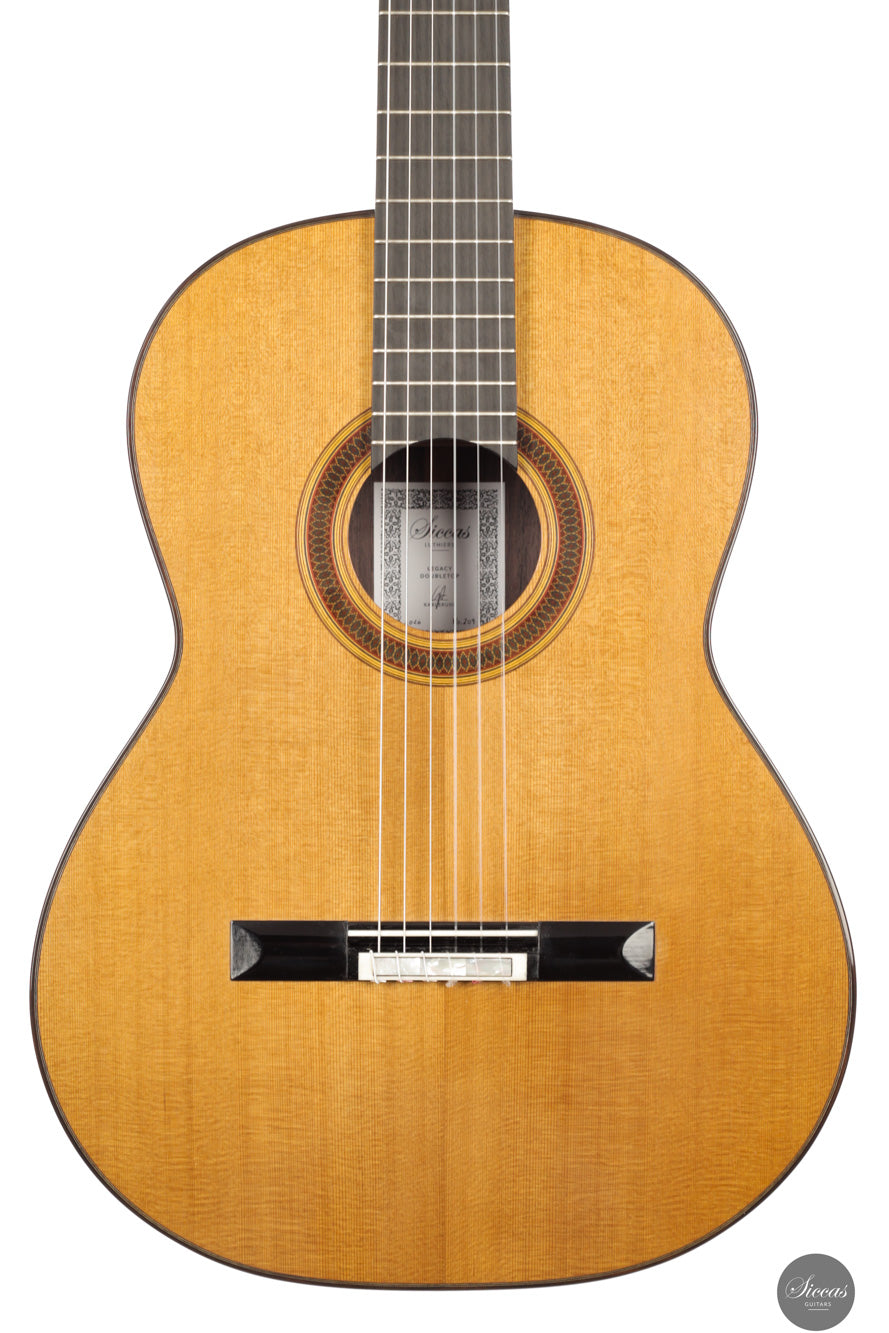 Siccas Luthiers - Legacy Doubletop Cedar