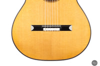 Siccas Luthiers - Legacy Doubletop Spruce - Front view thumbnail