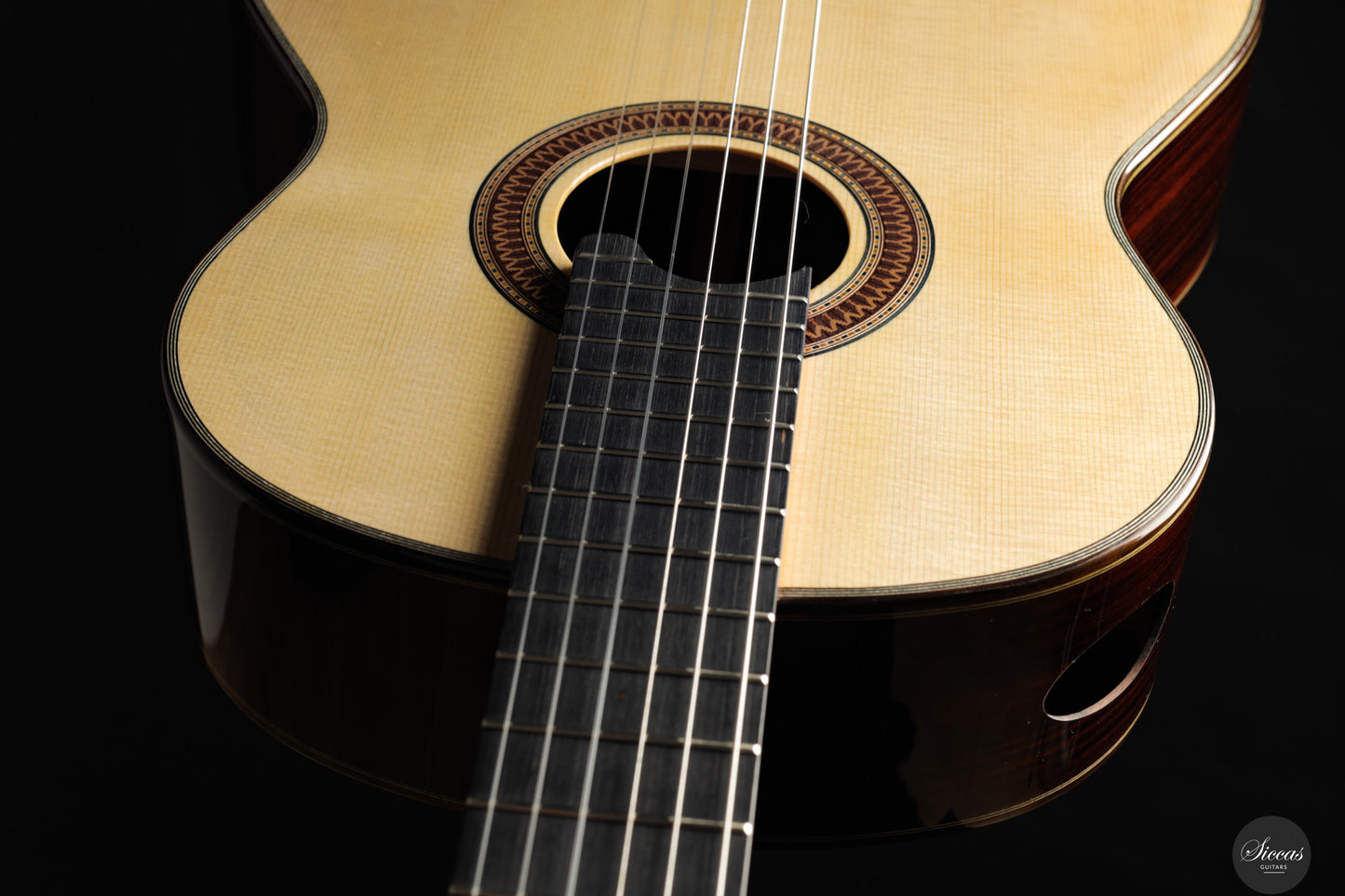 Siccas Luthiers - Recital Contemporary Doubletop Lattice Spruce 64 cm