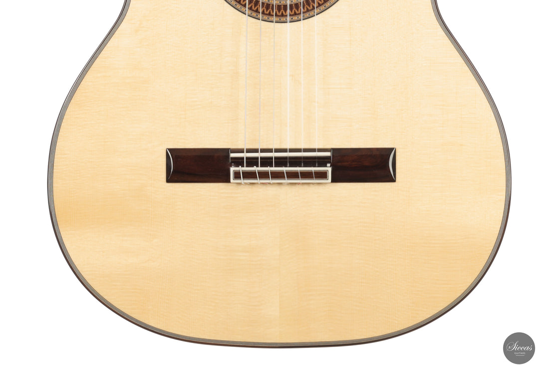 Siccas Luthiers - Recital Traditional Spruce - Front view