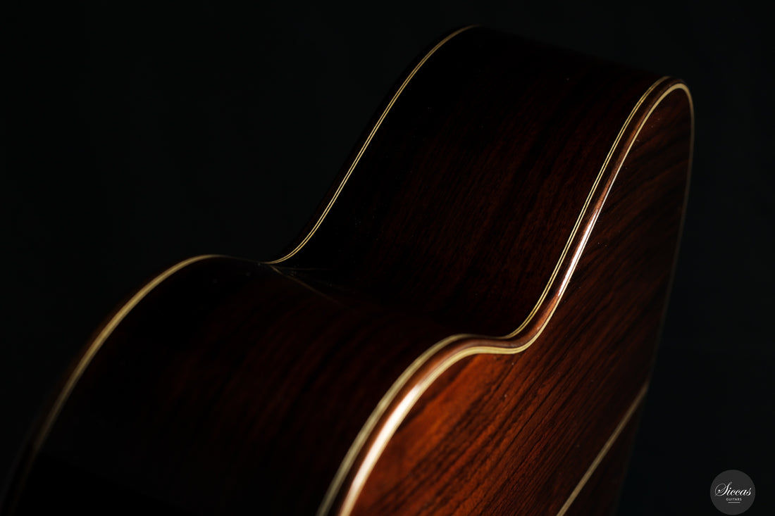 Siccas Luthiers - Recital Traditional Cedar - Back and sides
