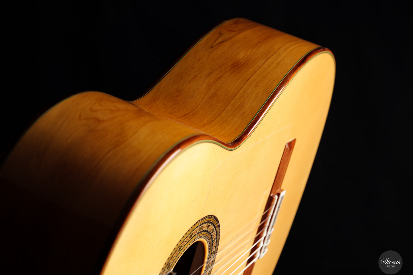 Vicente Carrillo - 2025 Flamenca Blanca - Cipres Exotico