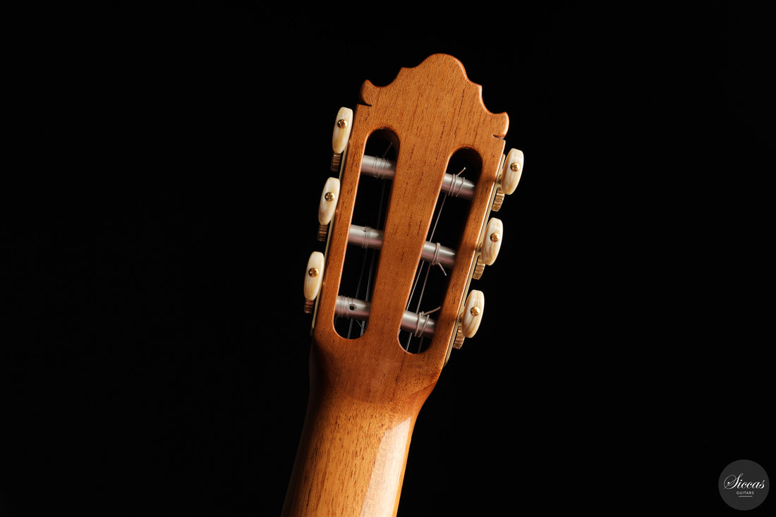 Vicente Carrillo - 2026 Gabriela II - Cedar 63 cm